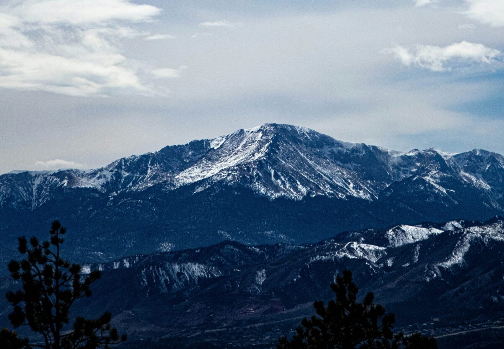 Pikes Peak - What Are the Best Things to Do in Colorado Springs? - Little Red Wagon Moving 